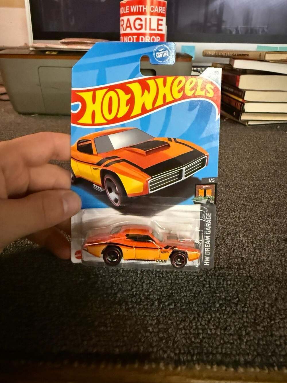 2024 Hot Wheels Custom Otto Orange, HW Dream Garage 1/5